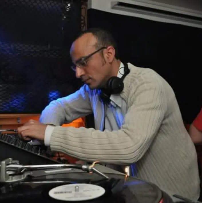 Malik Boudari aux platines, photo d’archive